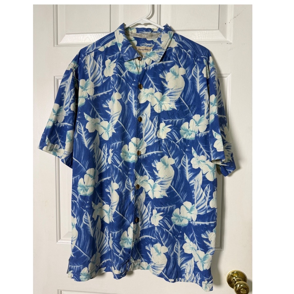 Tommy Bahama Button Down Shirt XL Tropical Floral Hawaiian Beachy Blue White